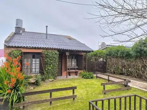 Venta Casa 4 ambientes zona Playa Quequén