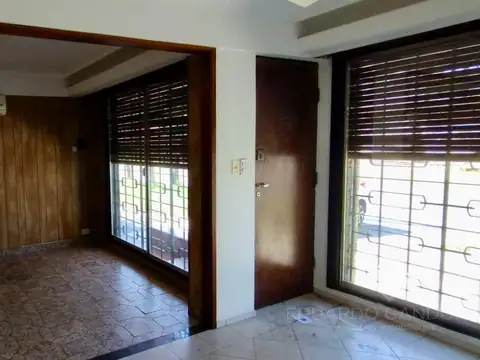 Avenida Rosales al 1600