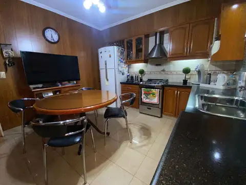 Depto Tipo Casa 4 ambientes con 1 baño