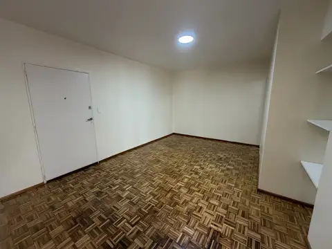 Departamento en Alquiler en Recoleta, $ 750.000