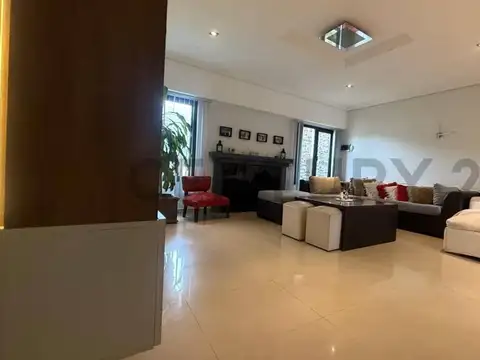 Casa en Venta en Lisandro Olmos Etcheverry, USD 160.000