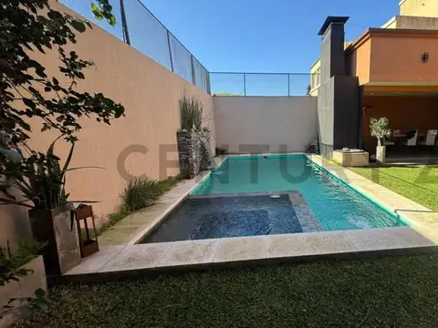 Casa a la venta en Lisandro Olmos