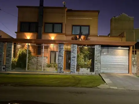 43 entre 190 y 191 100, Piso 1