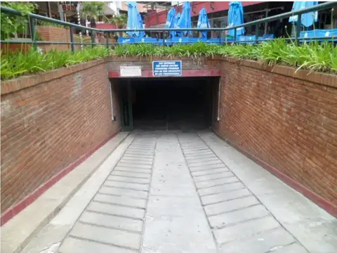 Av. del Libertador 100