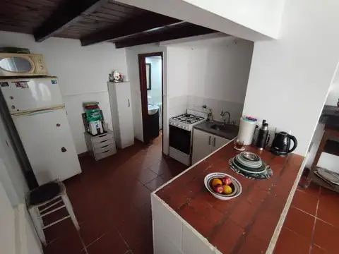 Casa 2 ambientes con 1 baño