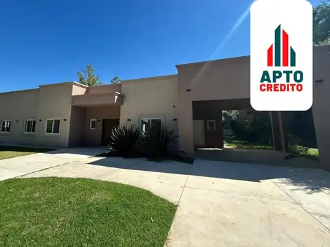 Casa en venta en Casuarinas del Pilar Club de Campo, Pilar