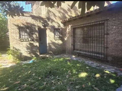 Venta casa 5 ambientes c/ parrila y quincho - Tortuguitas