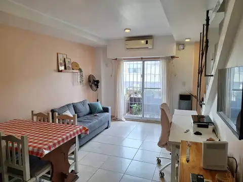 Depto Tipo Casa en Venta de 2 ambientes