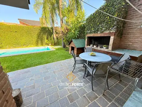 Casa en Venta al Oeste