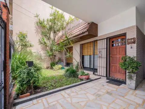 Casa | 4 Ambientes | Planta Baja | Cochera | jardin  al frente | Terrazaraza | Ramos Mejía