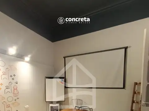 Oficina 6 ambientes con 2 baños