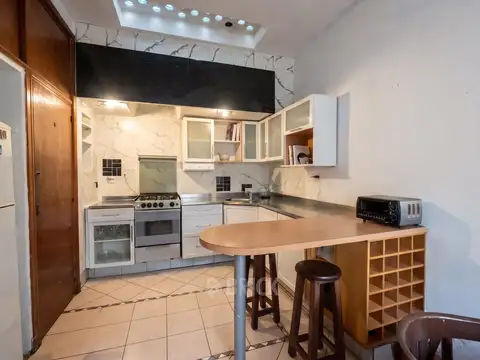 Depto Tipo Casa en Venta 40 años