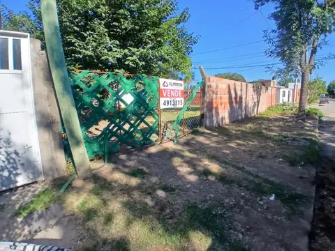 Venta | Lote de esquina | 210 m² | Capitán Bermúdez | Barrio Villa del Prado