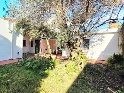 CASA EN LOTE PROPIO