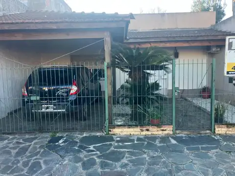 CASA EN LOTE PROPIO