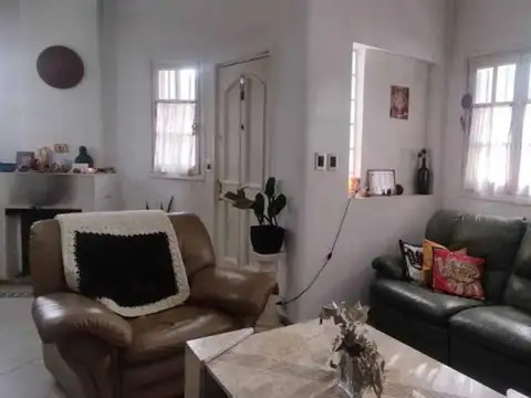 Venta de Casa 6 AMBIENTES en Villa Devoto