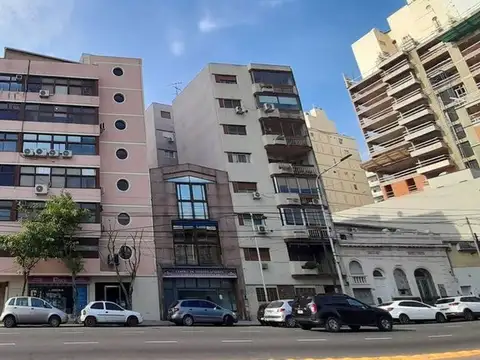 VENTA COCHERA AVELLANEDA CENTRO