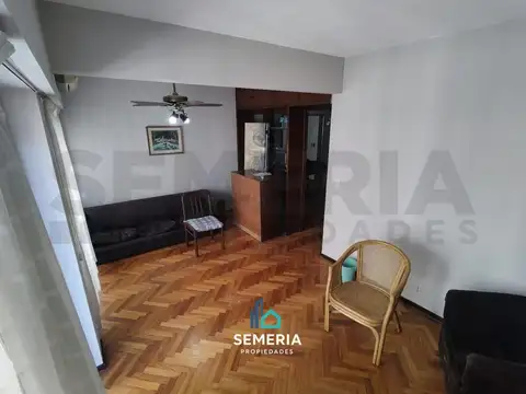 Marcelo Torcuato De Alvear 800
