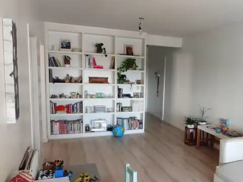 Departamento en Venta en Acassuso Vias  /  Santa Fe, USD 274.900