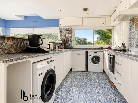Casa en Venta con 1 cochera