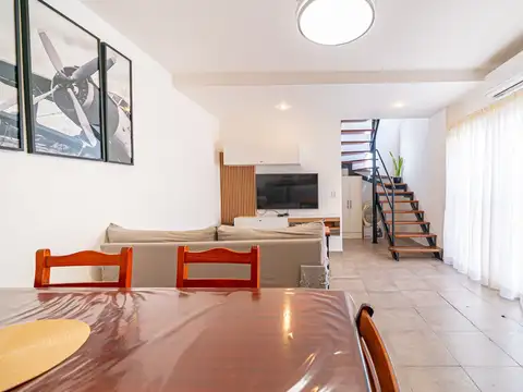 Depto Tipo Casa en Venta de 2 ambientes