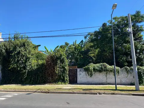 Terreno / Lote en venta de 620m2 ubicado en Adrogué
