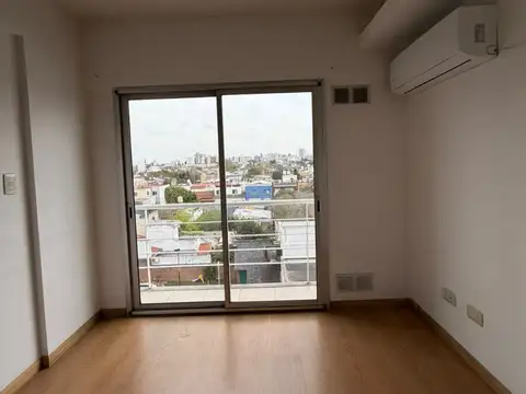 Hipolito Yrigoyen 400