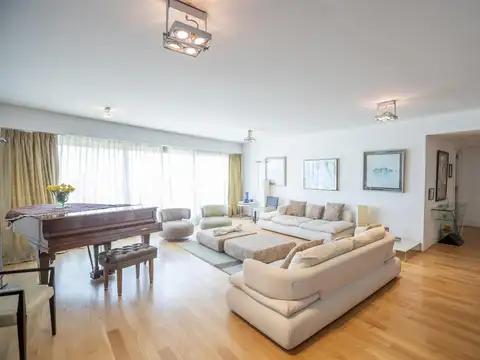 Av. del Libertador  al 5100