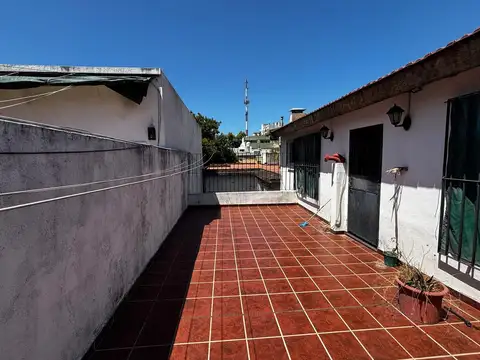 Depto Tipo Casa en Venta de 2 dormitorios