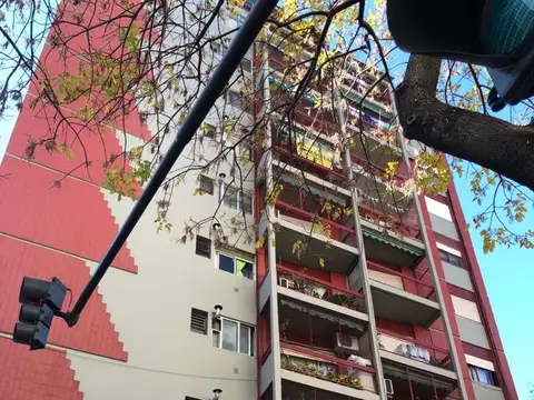 EXCELENTE DEPARTAMENTO DE 2 AMBIENTES C/BALCON EN LA CALLE PRINGLES AL 200, CABALLITO