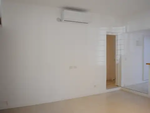 Casa en Alquiler en Monte Castro, USD 2.100