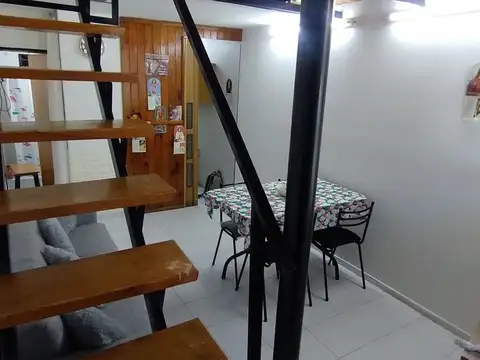 Casa 2 ambientes con 1 baño