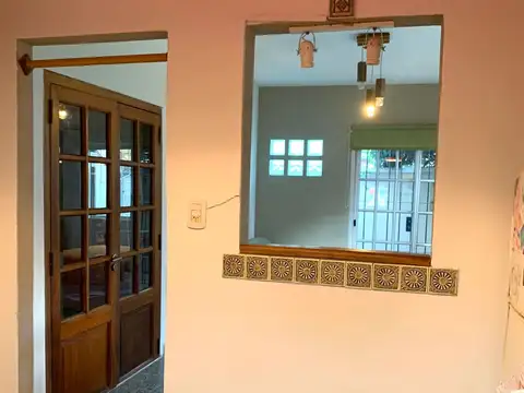 VENTA - CASA PH DE 3 AMBIENTES - CASTELAR