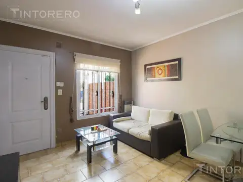 Venta Dúplex 3 amb en Villa Luzuriaga con cochera y patio