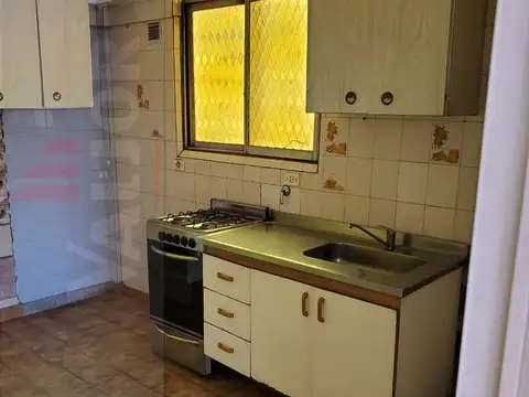 Departamento 3 ambientes con 1 baño