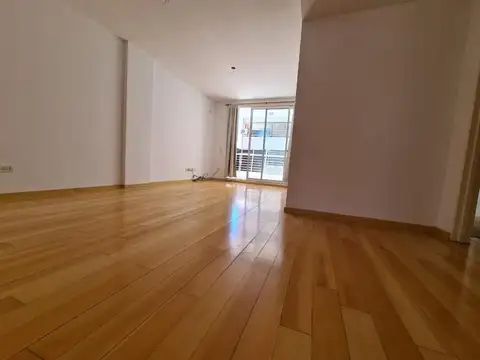 Balcarce 174 , Piso 6