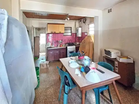 Venta Casa Lote Propio 4 Ambientes con Patio y Terraza