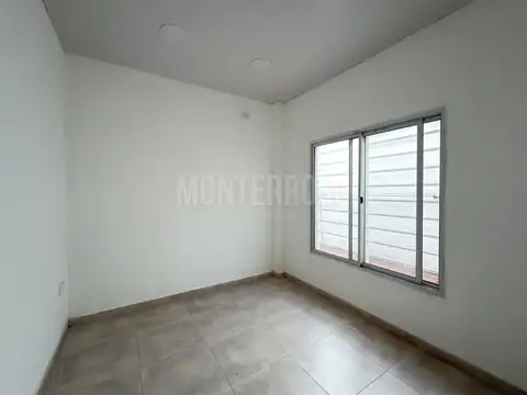 Depto Tipo Casa en Alquiler de 2 ambientes