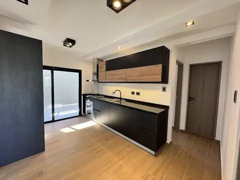Departamento en Alquiler con 1 cochera