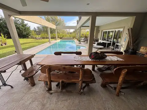 Casa en Alquiler Temporal en Estancias Del Pilar, USD 15.000