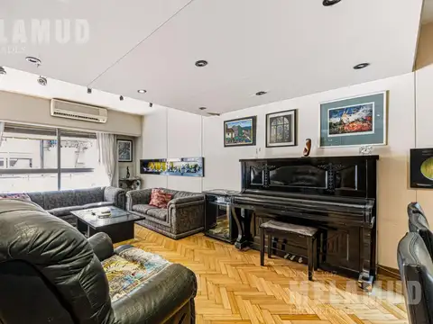 Departamento en Venta con 1 cocheras