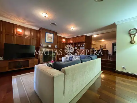 Casa en Venta en Castelar, USD 420.000