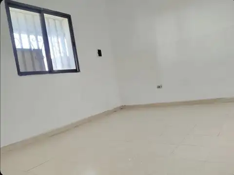 Casa en alquiler en Alvear