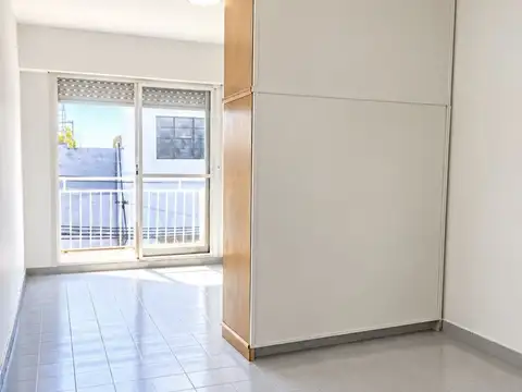 Departamento en Alquiler en Ramos Mejía Sur, $ 350.000