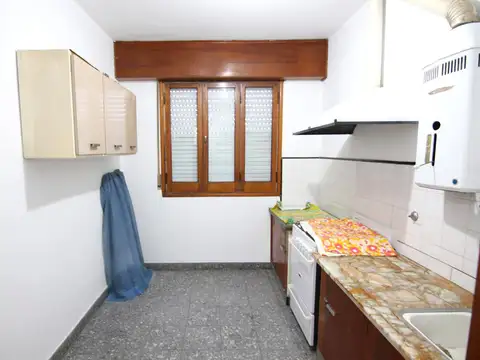 Depto Tipo Casa en Alquiler 40 años
