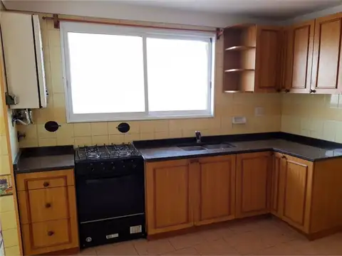 Departamento 5 ambientes con 1 baño