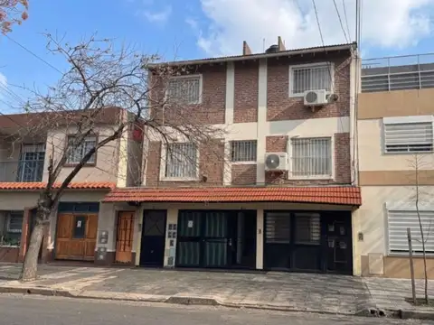 Depto Tipo Casa en Venta 22 años