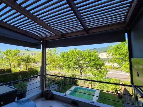 Duplex 2 amb con terraza en Nordelta