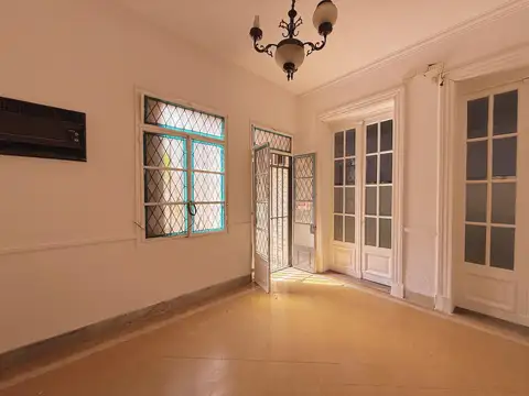 Local en Alquiler 60 años