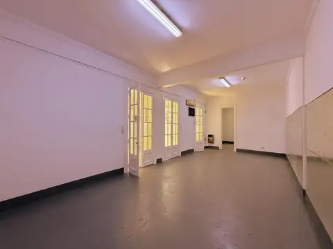 Local en Alquiler en Centro, $ 1.800.000